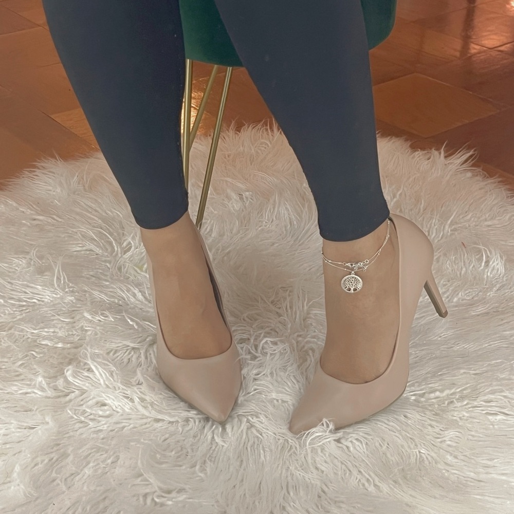 Simple Nude Pumps